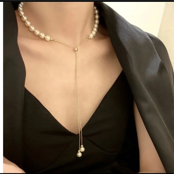 Deisgner Pearl bolo necklace from Dubai! Custom made. Wear many different ways! - Picture 3 of 6